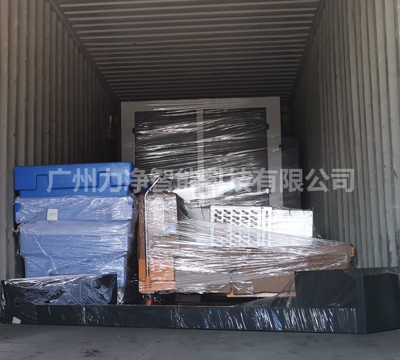
		廣州力凈智能國外客戶訂單200公斤大型工業(yè)洗衣機打包發(fā)貨
		(圖7)